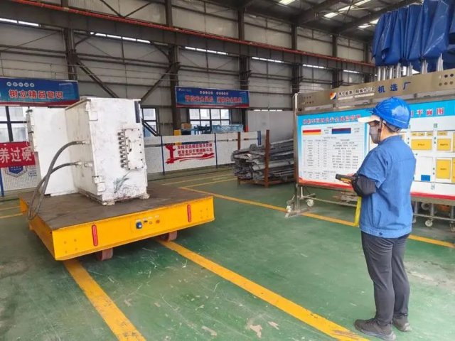 阳城二号井引入遥控电动地平车激活运输新效能